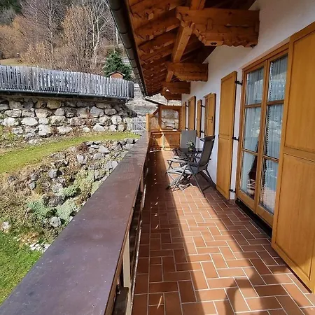 Julia -702- Lägenhet Mittenwald